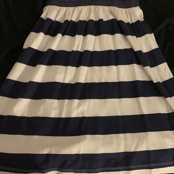 Summer dresses - Picture 6 of 6